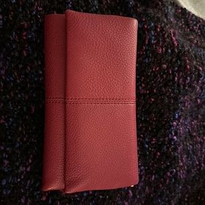 Hobo brand clutch/wallet! Red, pebble soft leather. Like new condition.